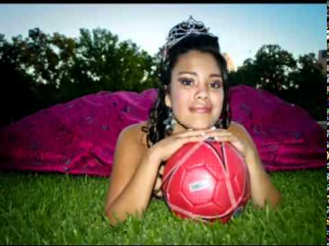 Mis Quinceaos - Araceli Contreras