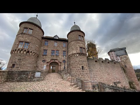 Burg Wertheim, Germany. Awesome castle.