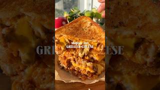 sloppy joe grilled cheese 🧀 recipe is on my blog kennascooks.com #grilledcheese #comfortfood