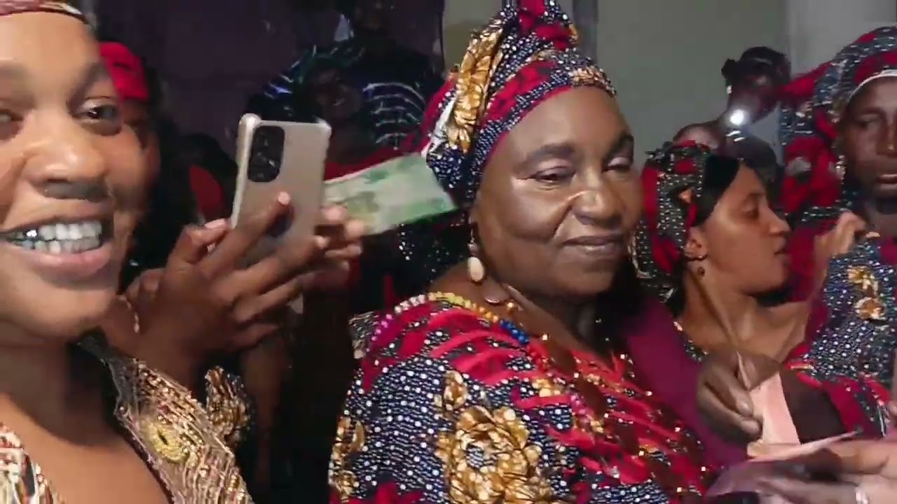 WATCH THE AMAZING DISPLAY OF MAMA JALI, THE GOLDEN VOICE YESTERDAY IN THE GAMBIA,