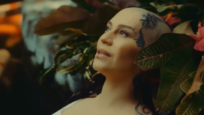 Барлық белгілі жыныстық ауытқулар ұйықтап жатқан семіз жалаңаш әйелдер