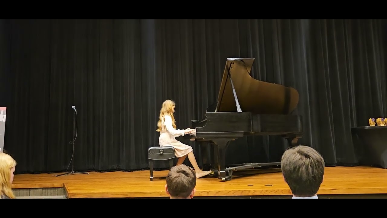 Walc a moll Fr. Chopin- Ola N. 