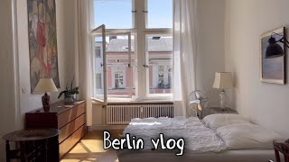 BERLIN VLOG 베를린 브이로그 | 베를린 에어비앤비, 베를린 브런치 못참지.. 더반카페, 인생 치즈케이크...🧀💛 완벽했던 디너🌹