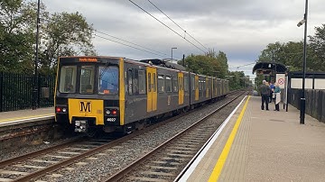 Tyne and Wear Metro - Metrocars 4053 and 4027 at Walkergate (08/09/2020)