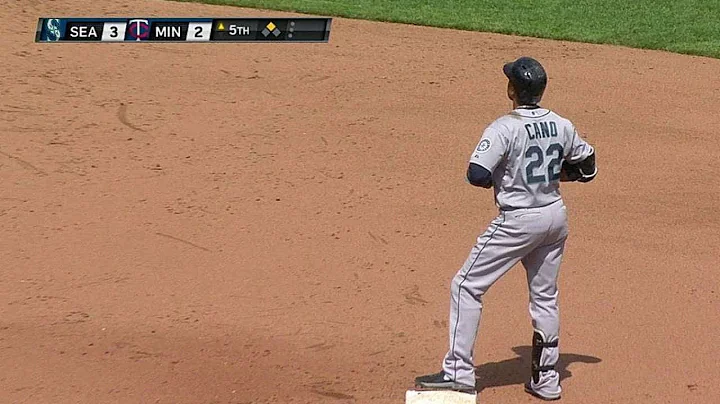 SEA@MIN: Cano doubles to left, plates Saunders