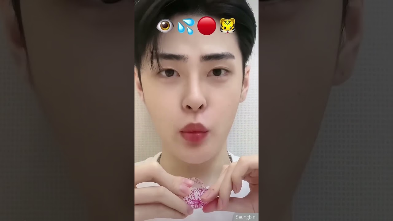 Eat emoticons in order - YouTube