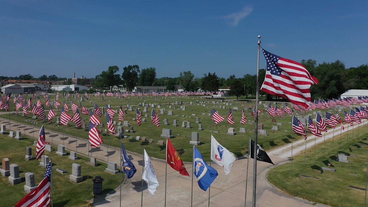 Avenue Of Flags Centralia, Missouri City Cemetery YouTube