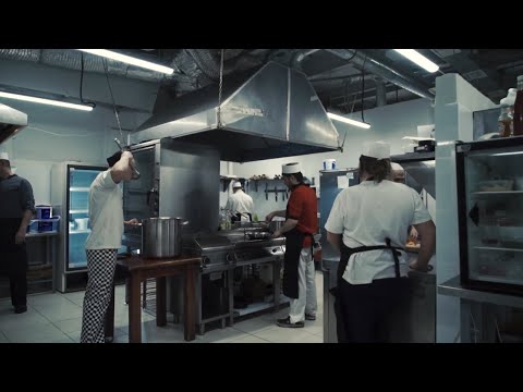 Mannequin Challenge Ресторан