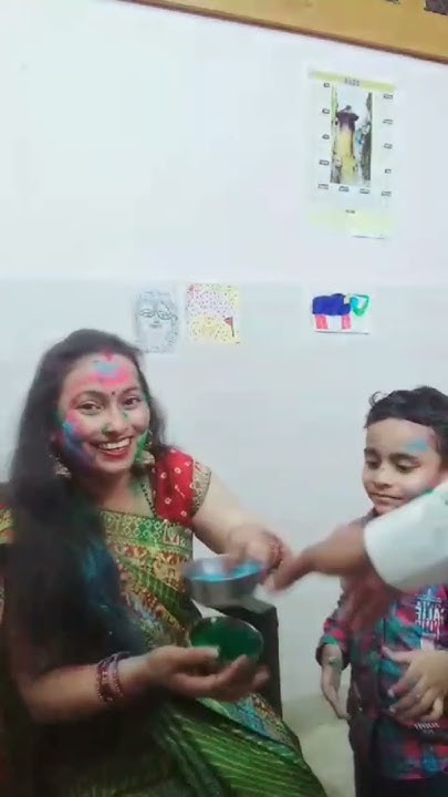 holi ke din dil khil jate hai