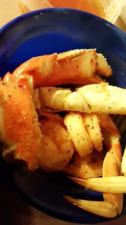 Crabs with shrimp & Garlic butter Dip - YouTube