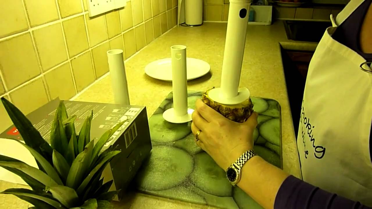 How to use the Vacu Vin Pineapple Slicer YouTube