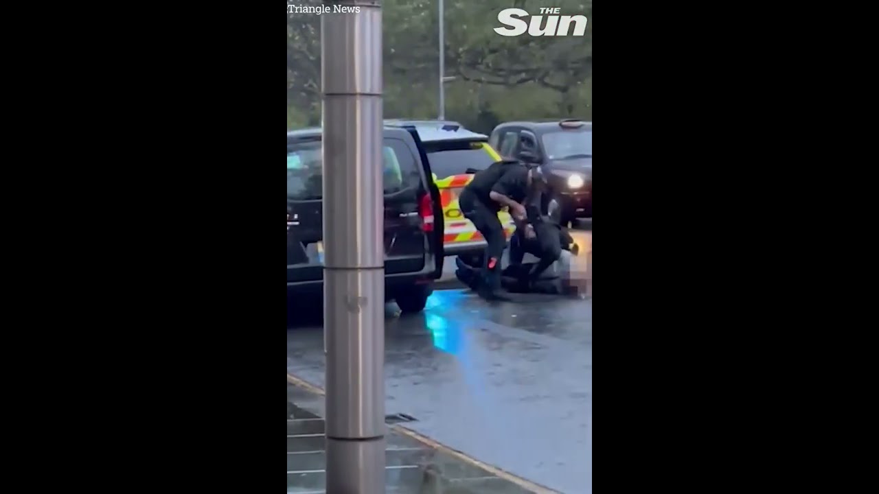 Police Aim Rifle At Bank Raid Gunman Before He Was Shot Dead Shorts