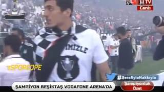 Beşiktaş Şampiyonluk Kutlamasında Galatasaray Marşını Çaldı :D