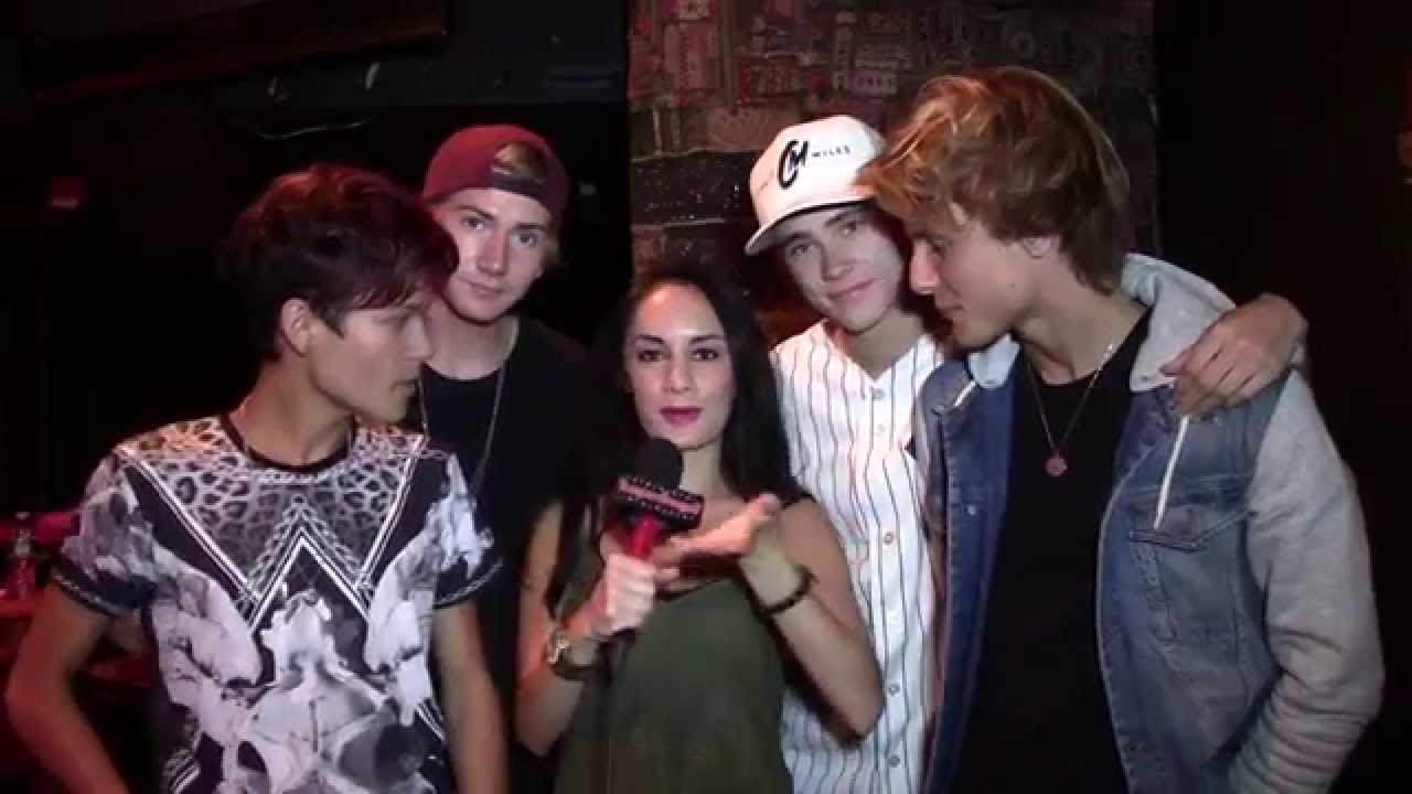 Интервью о заговоре Fooo с Alexisjoyvipaccess — тур Pop Nation в Нью-Йорке