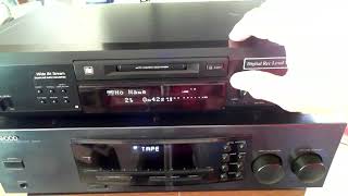 A brief demonstration of the main features of the Sony MDS-JE520