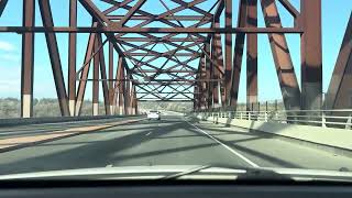 Omaha  Nebraska, USA: Driving Sapp Brothers Dr. to Downtown Omaha