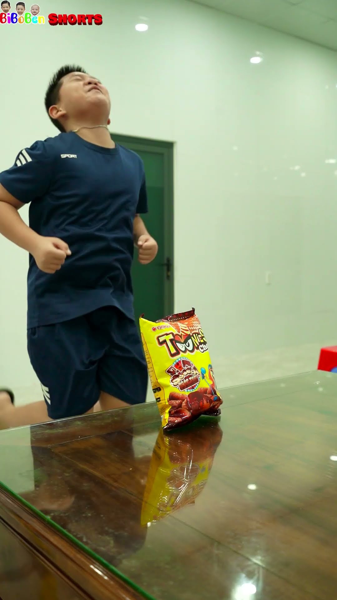 BiBoBen Shorts | Comedy | Đừng đi dép vào nhà ???