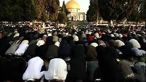 تلاوه مبكية جدا للشيخ خالد الجليل (قل افغير الله تامروني اعبد ايها الجاهلون)