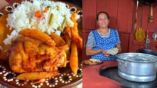 Pollo De Fiesta En El Rancho, Asi Se vive En El Rancho