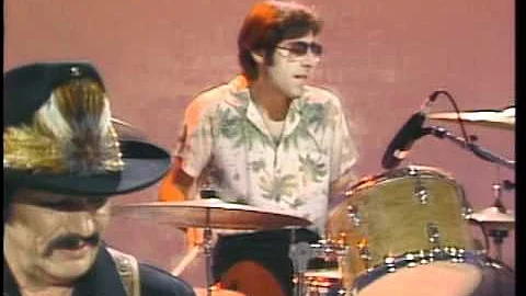 Hawaii Five-O - Ventures 30th Anniversary with Max Weinberg