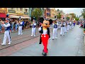  live wednesday morning rope drop at disneyland park rides low crowds updates  more