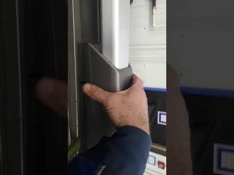 Как снять рейлинги