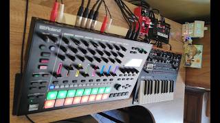 Flow with Roland MC-707 and Korg Monologue
