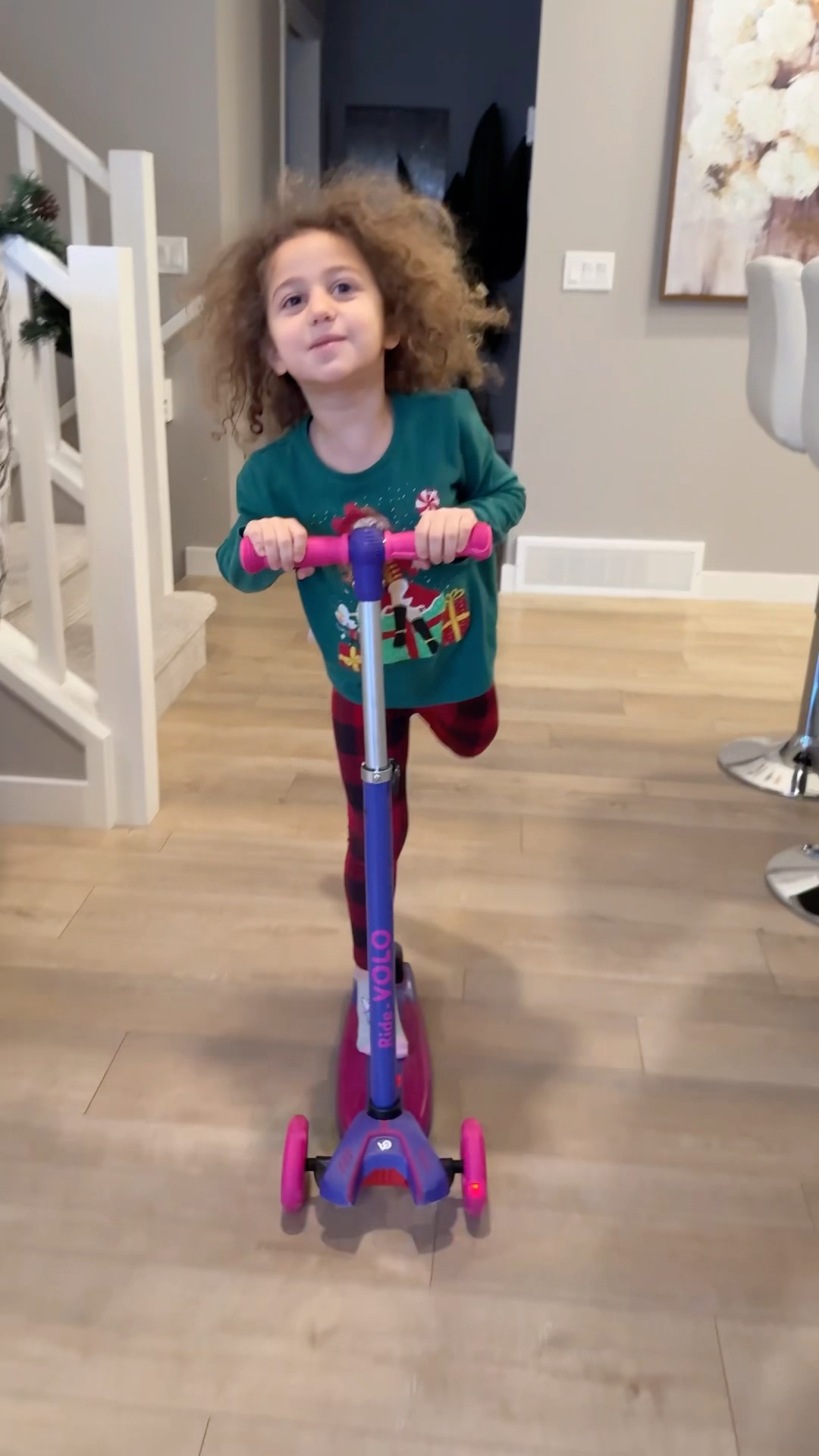 The best sister- Sierra helps Rhia after she  gets hurt-story about helping #shorts