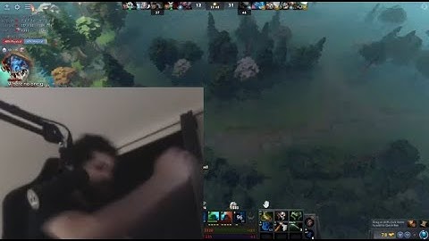 Gorgc Rage Gamer Smashes his Keyboard