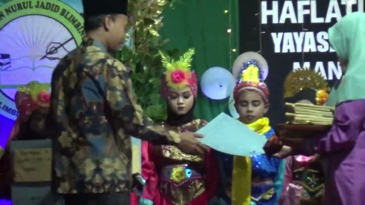 Santri Berprestasi Pada Ujian Akhir Semester Genap Madin Nurul Jadid Blimbing Besuki Situbondo