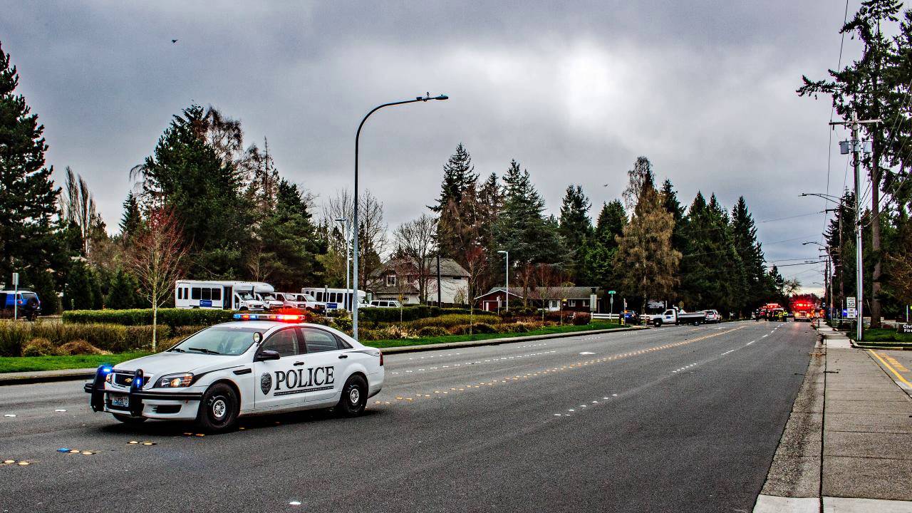 (Scanner Audio) Lynnwood Police Department Robbery Call 07/25/2016