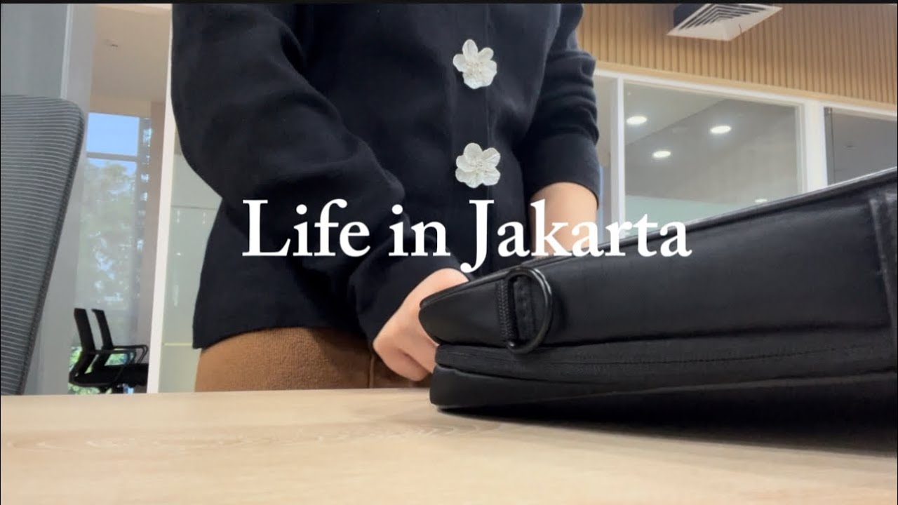 Life in Jakarta | Corporate Girl | Breakfast | Workout | Yoga