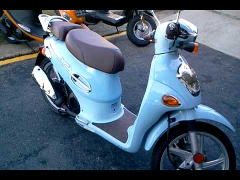 Romper Atlas disco KYMCO PEOPLE 50 BLUE - YouTube