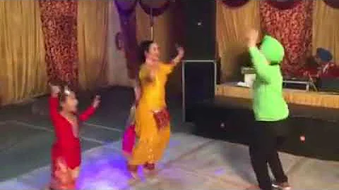 Sunada Sharma  song att dance