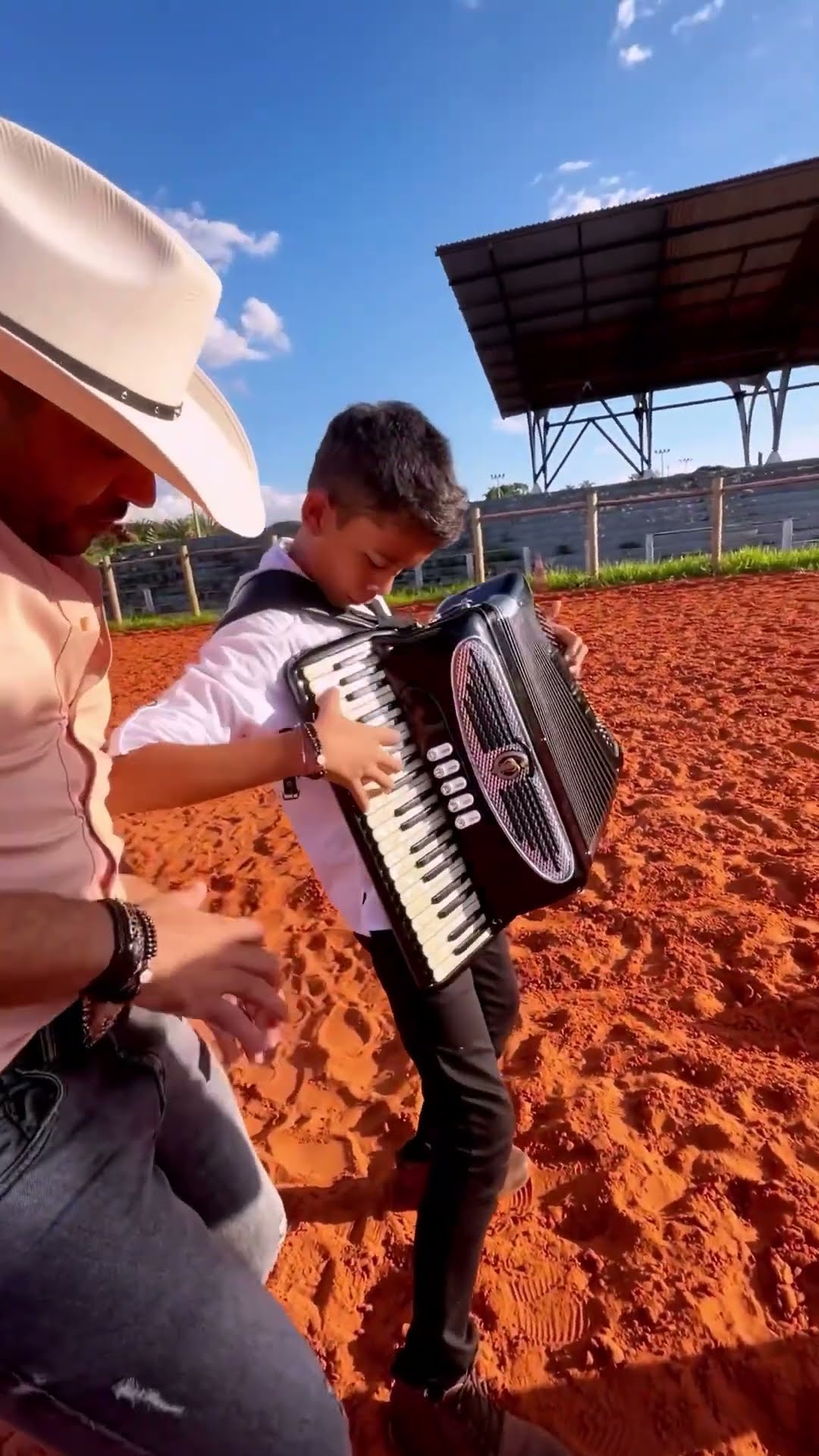 Leãozinho Do Forró o novo fenômeno do Brasil estourado com mais uma música #boanoiteee