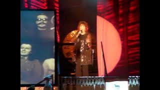 Svante Thuresson och Pernilla Andersson i en hyllning till Metronome under Grammisgalan 2010