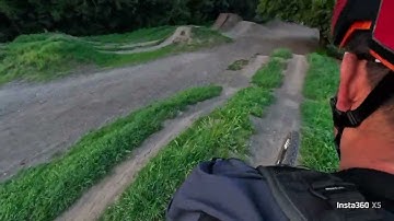 Insta360 X5 vs Ace Pro 2 perspective comparison #4