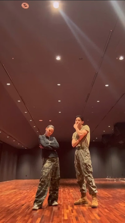 Taehyung and Lee Junglee dancing together