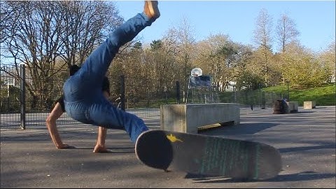 Battle: Boardslide 270° out Bs, Fs, Reg and Switch !