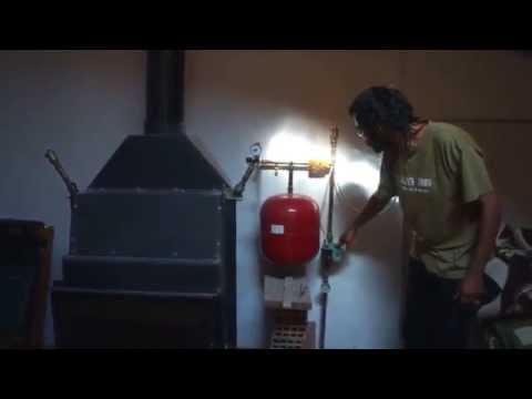 Video: Chimenea con circuito de agua: reseña, valoración