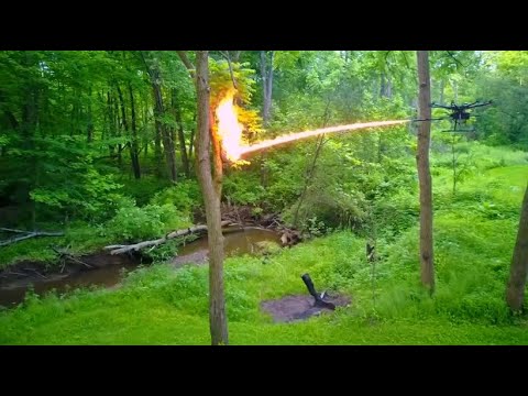 Video: Wespe Verwandelt Ihre Langweilige Drohne In Einen Flammenwerfer-Angriffskopfer