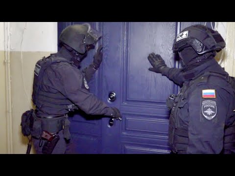 СПЕЦНАЗ ГРОМ в гостях у чёрных риелторов оперативная съёмка POLICE SPECIAL FORCES