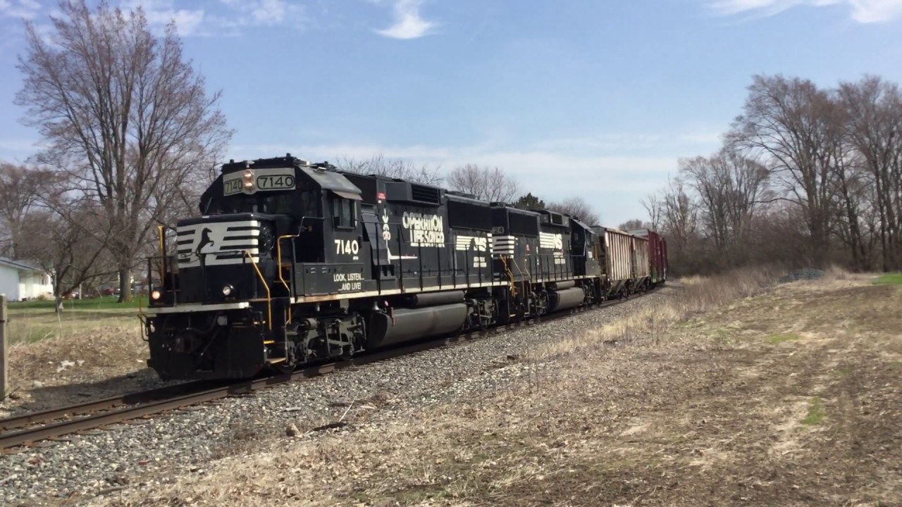 NS GP60s 7140 (OLS) and 7124 lead the Norfolk Southern B11 local