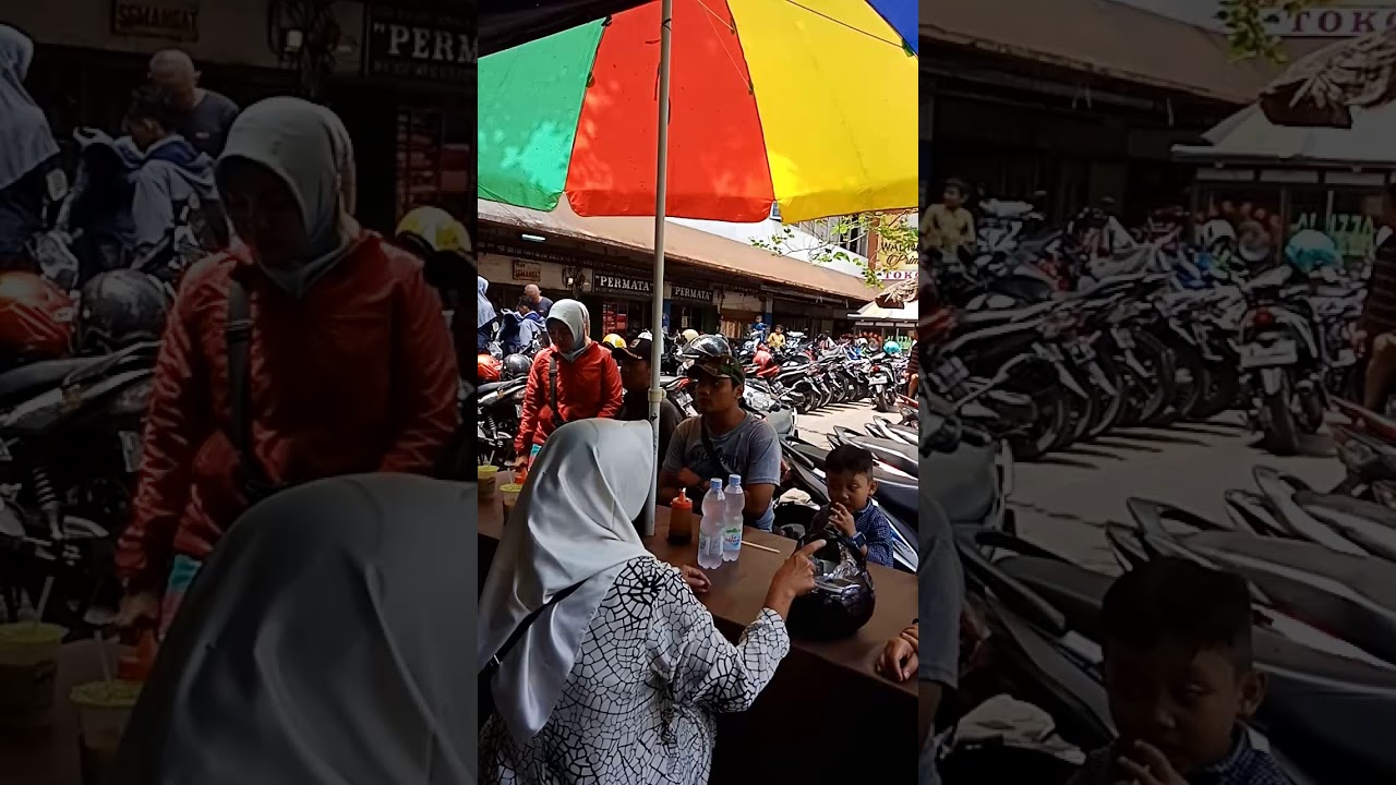 Batagor Siomay MANDALA Pasar Besar Malang Jawa Timur - YouTube