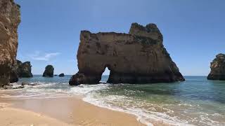 Coastal Walkabout — Algarve, Portugal in Early April screenshot 4