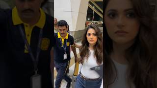 Saiyaaras Actress Aneet Padda Spotted At The Airport Today
