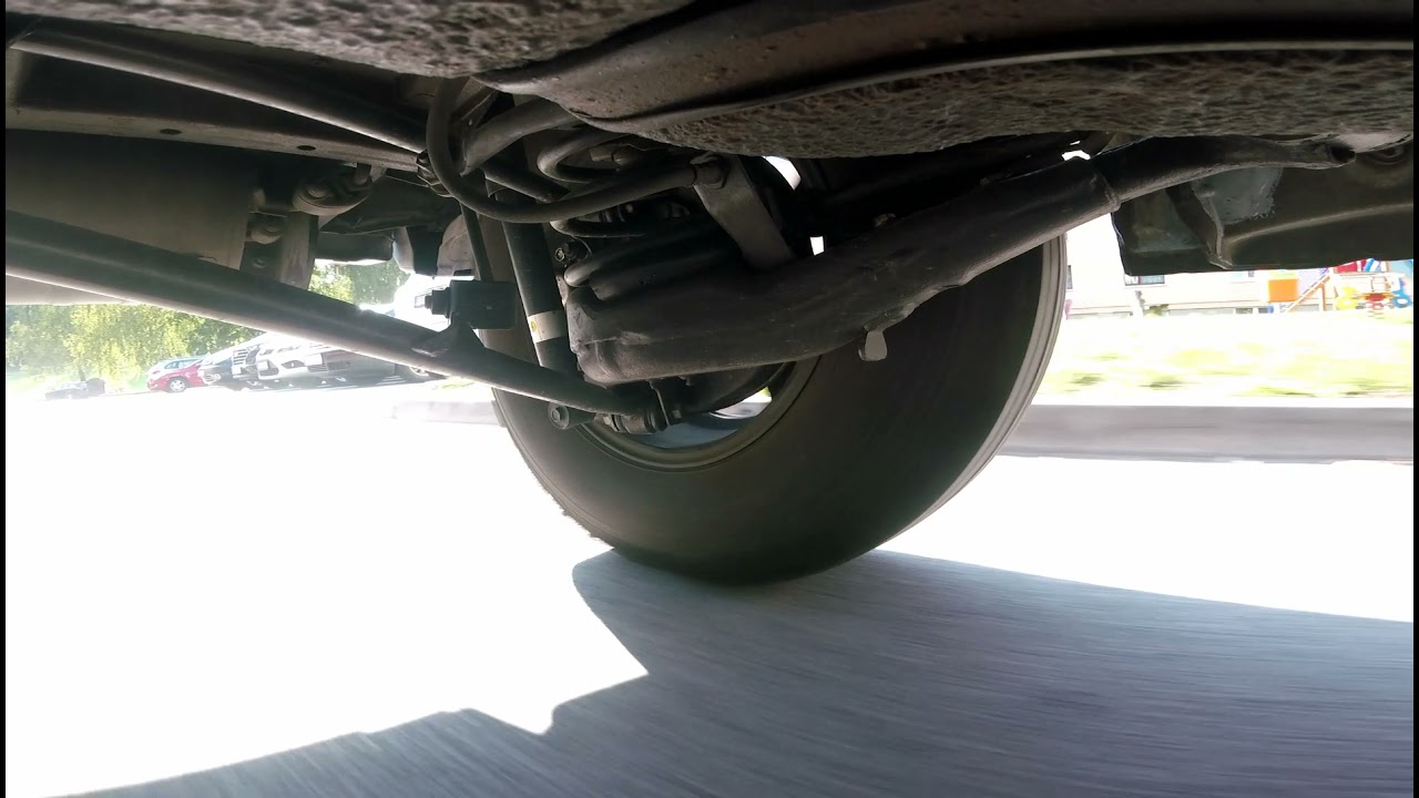 TOYOTA RAV4 - rear suspension - YouTube