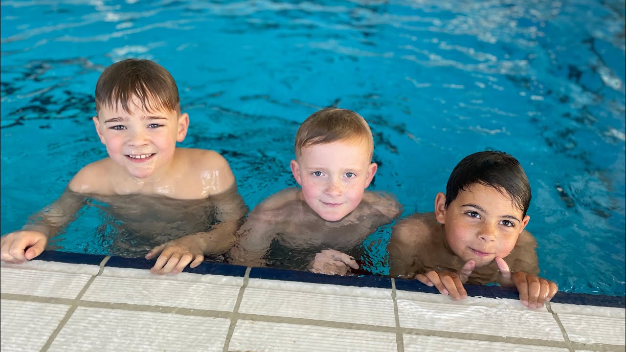 WIJ OEFENEN VOOR DE MEGA SALTO ‘S 💣‼️ #swimmingpool