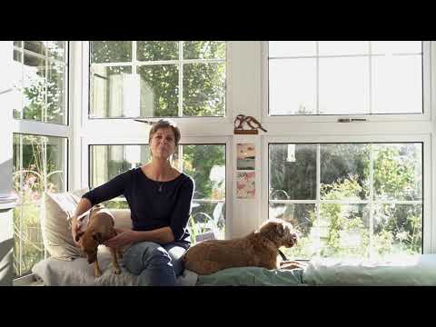 Sarah Lean / THE GOOD BEAR - YouTube