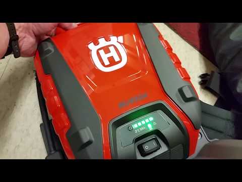 Husqvarna 550iBTX Battery backpack blower and Bli950B backpack battery